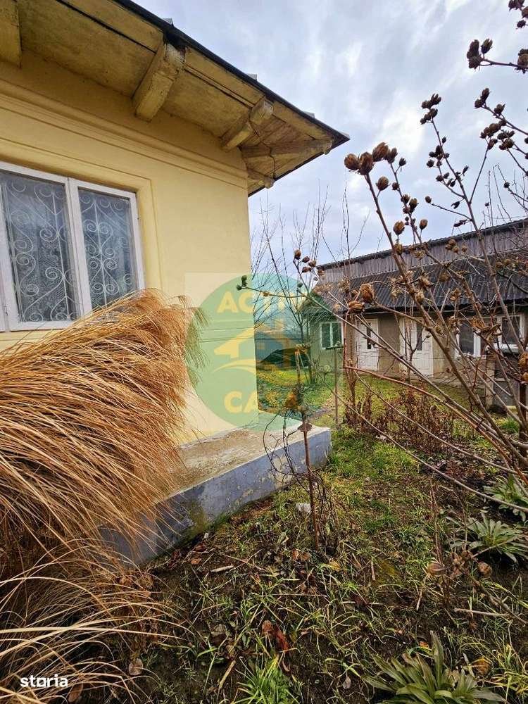 Casa de vanzare - Imagine principală: 5/10