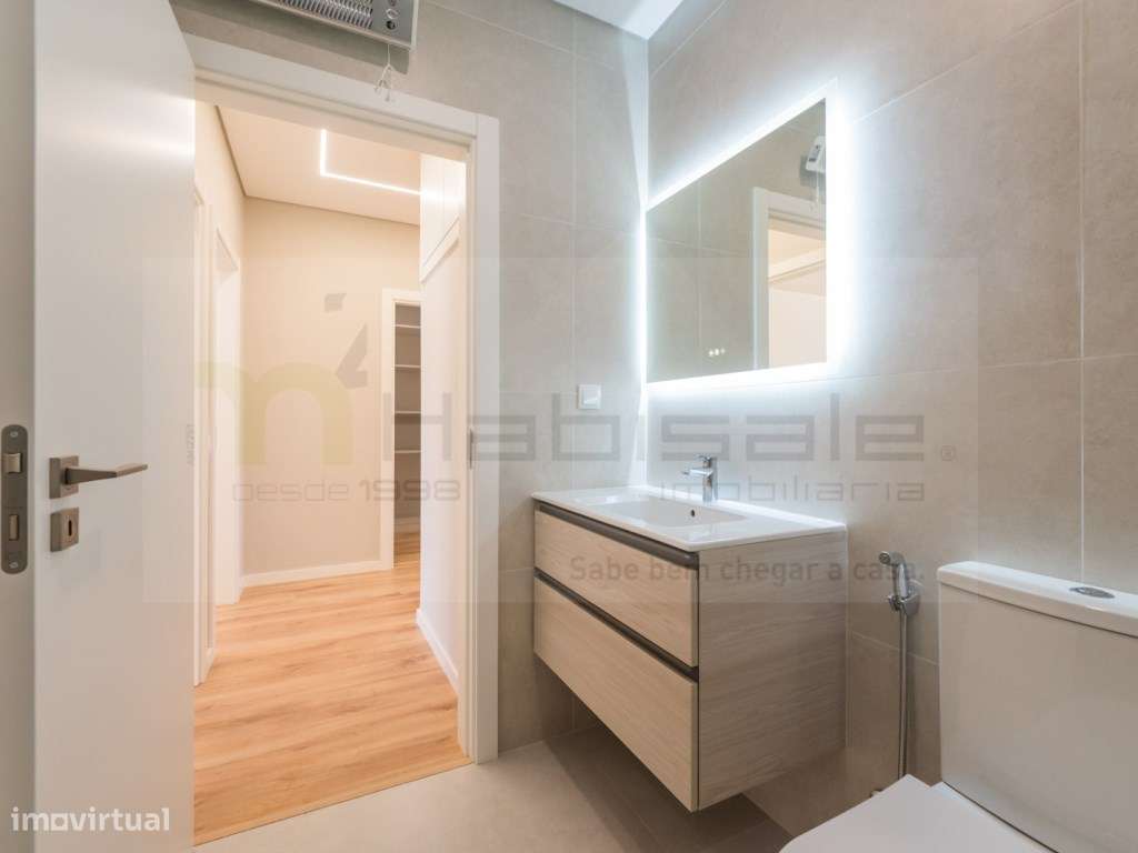 T3 Duplex, Totalmente Remodelado, com 135 m² | Murtal - Parede-14