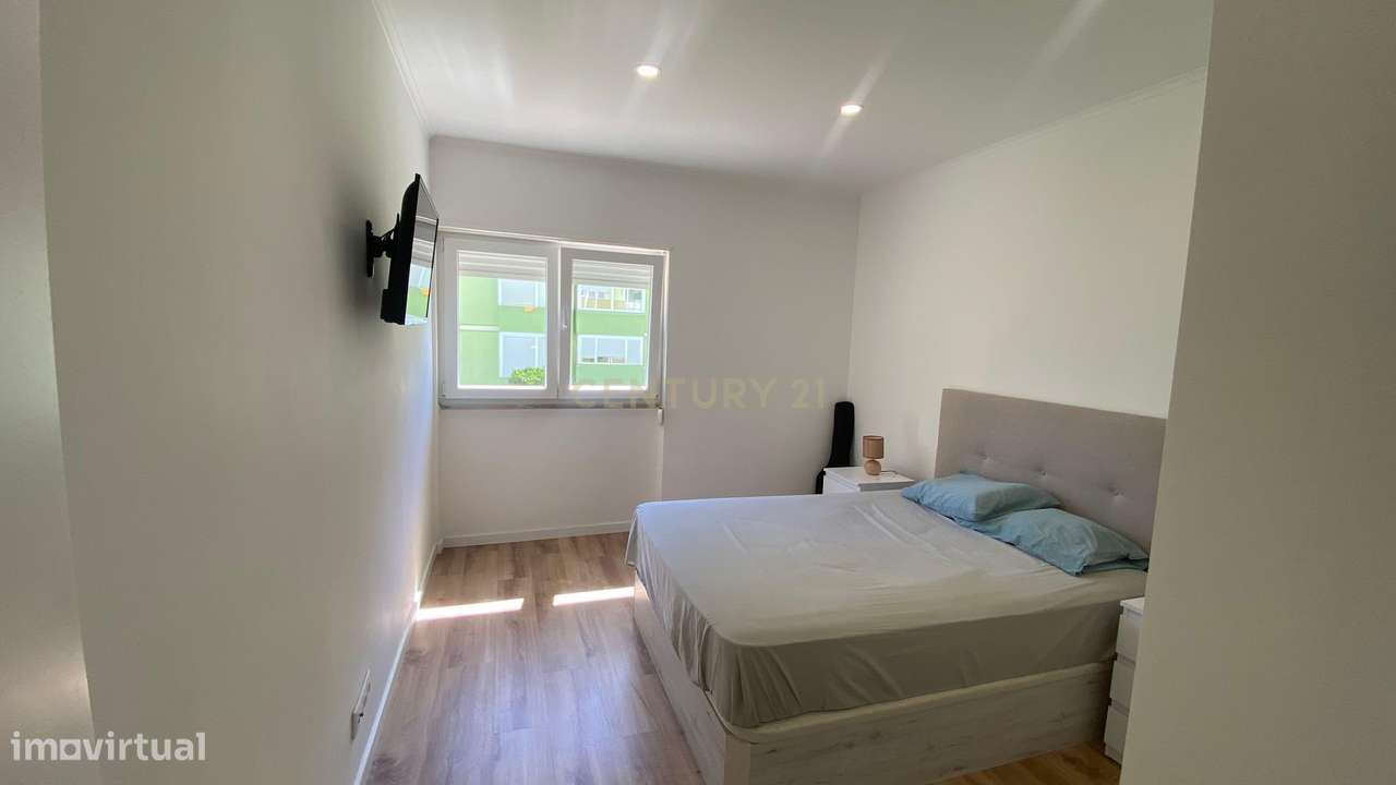 ApartamentoT2  Renovado no Lavradio,  Barreiro-12