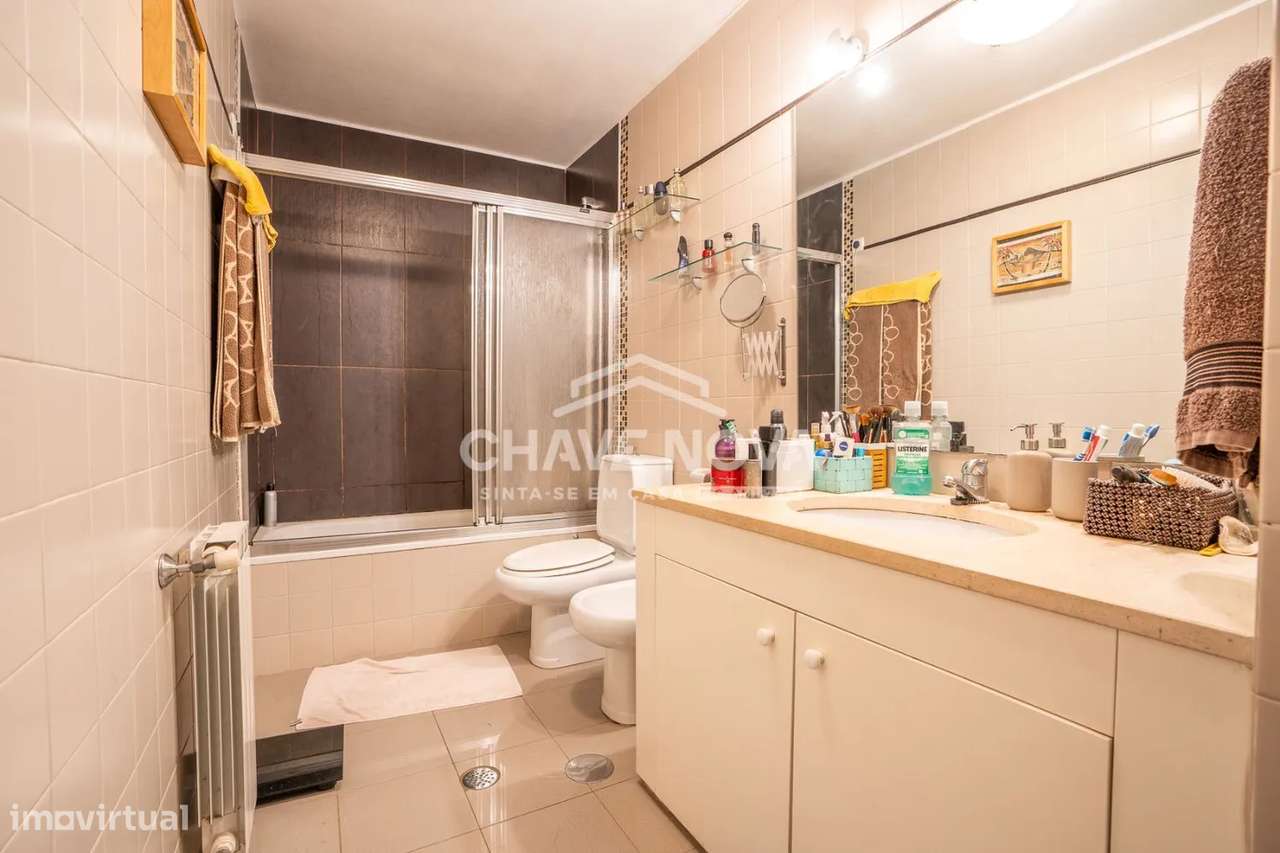 Apartamento T2 c/ Lugar de Garagem na Foz do Douro-7