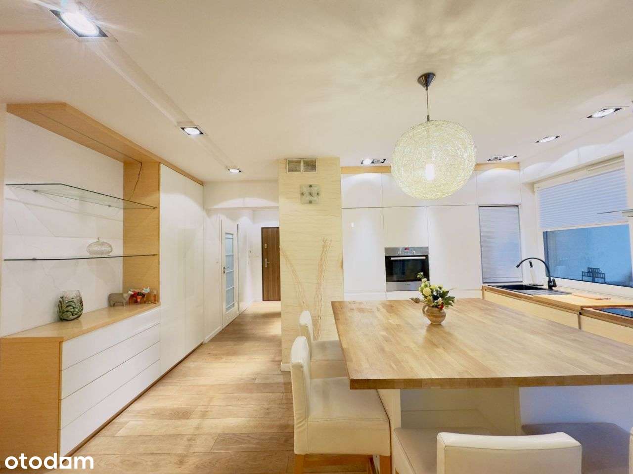 Liściasta Park- 3 pokoje, dwa balkony, 2 piętro-0