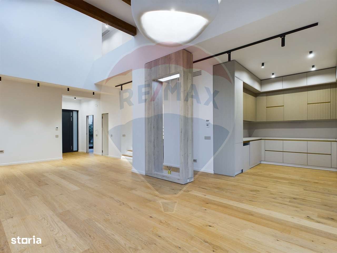 Vila individuala moderna de vanzare in Corbeanca - Imagine principală: 3/20