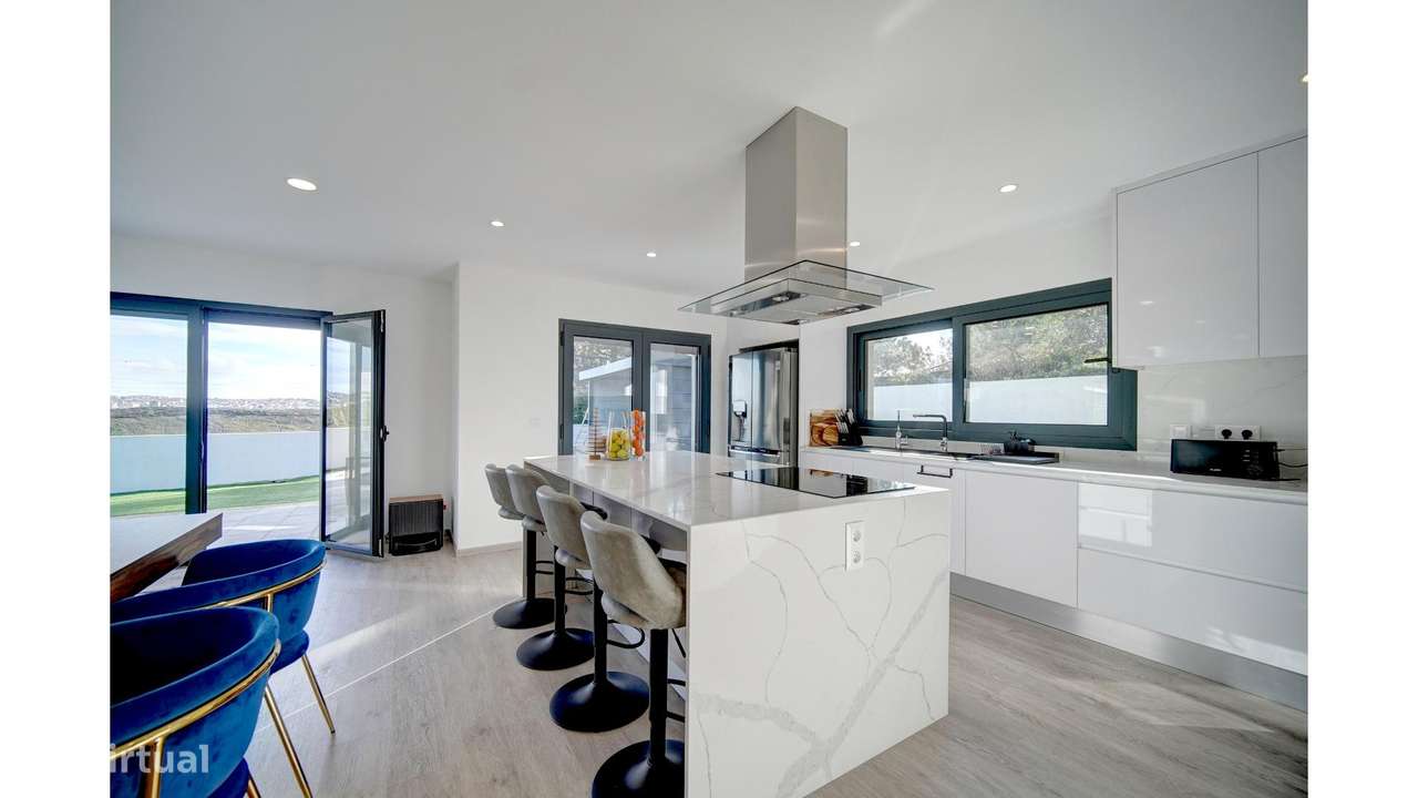 Moradia T4 na Serra de Casal de Cambra-7