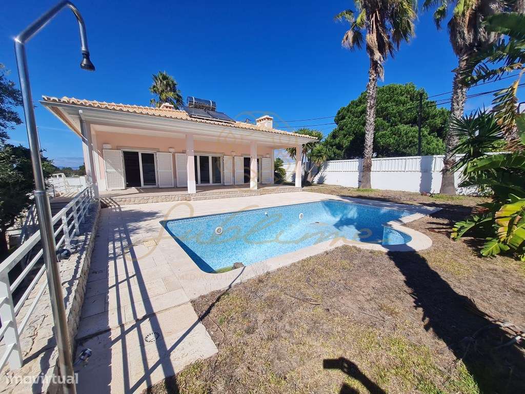Moradia isolada V3+2 situada em Caixas, Sesimbra com Piscina-8