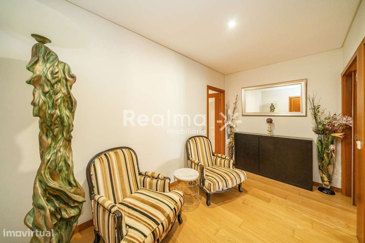 Apartamento T5 em S.Victor-8