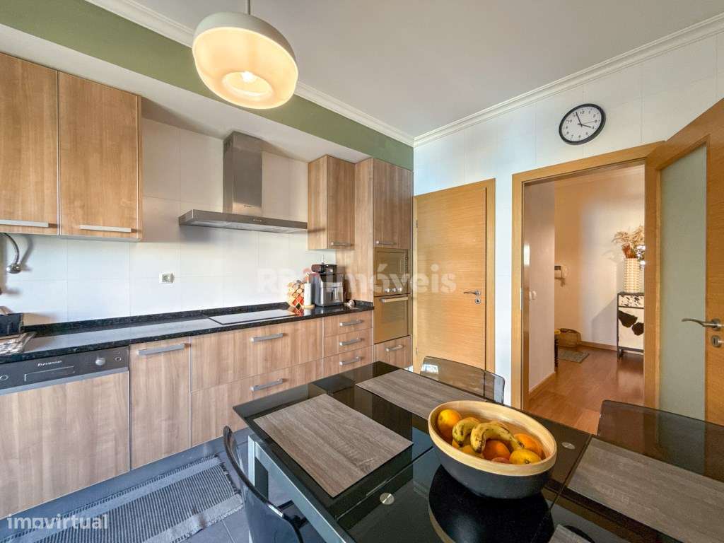 Apartamento T4 Duplex c/ Varandas, Arrecadação e Parqueamento - no ...-27