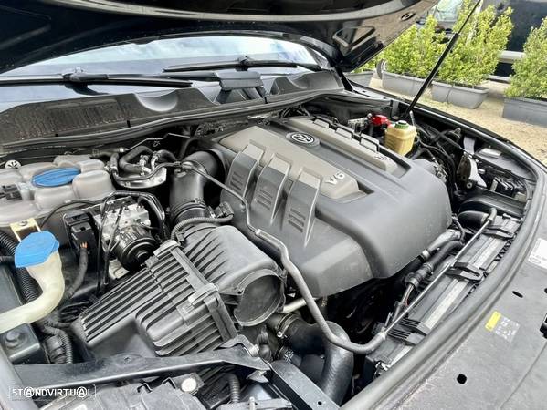 VW Touareg 3.0 V6 TDI Blue Motion DPF Auto - 32