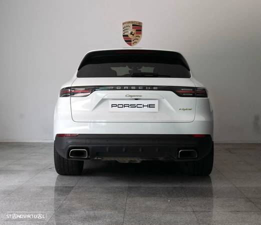 Porsche Cayenne E-Hybrid - 2