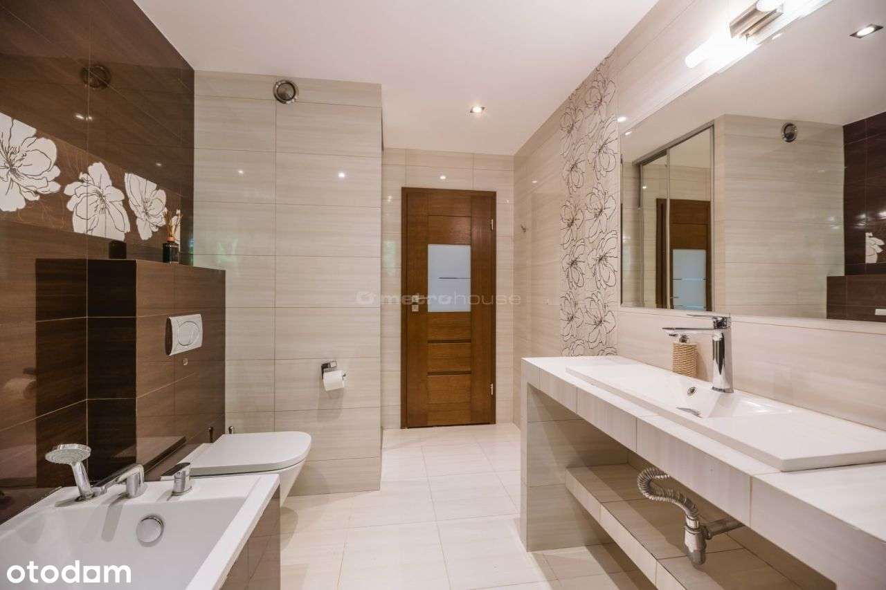 Dom z sauną, duży plac, budynki pod działalność-15