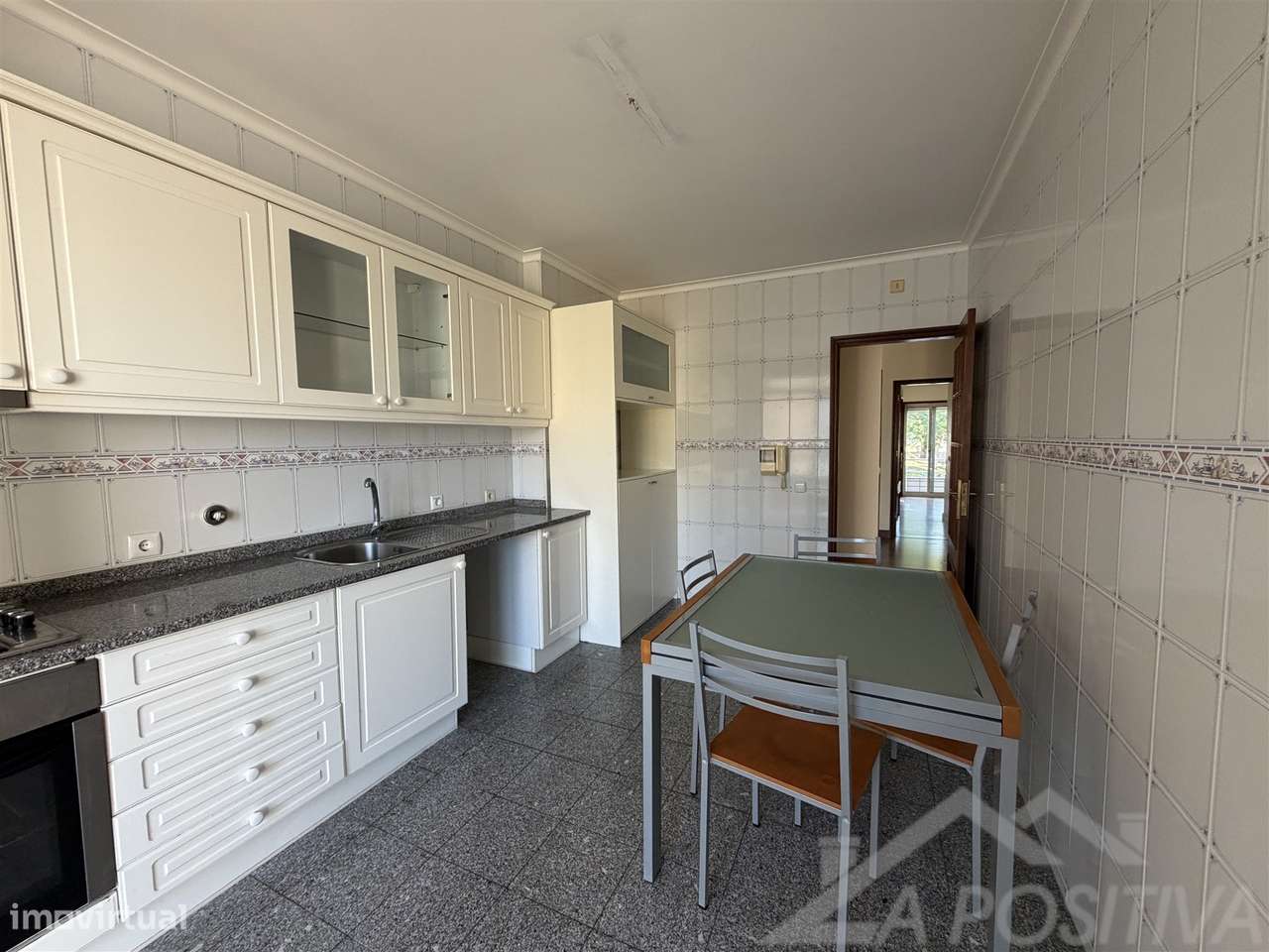 Apartamento T2 Venda em São João da Madeira,São João da Madeira-8