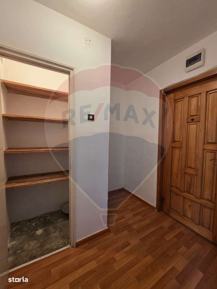 Apartament de vanzare - str. Govora, Medias-5