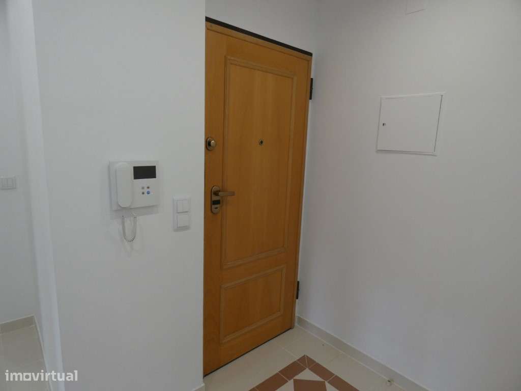 Apartamento T3 Feijó, Almada-16