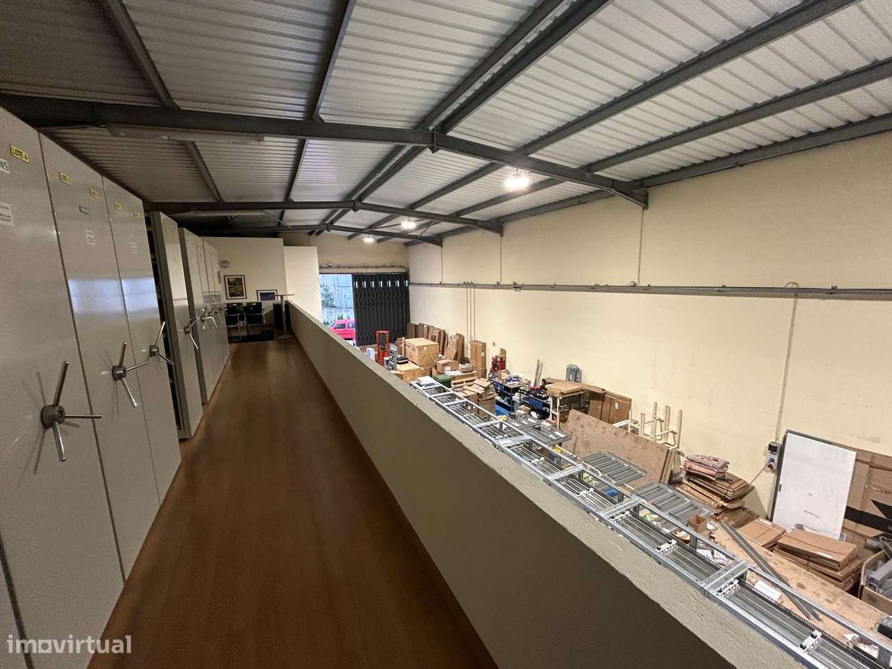 Armazém 458m2 Ermesinde-10