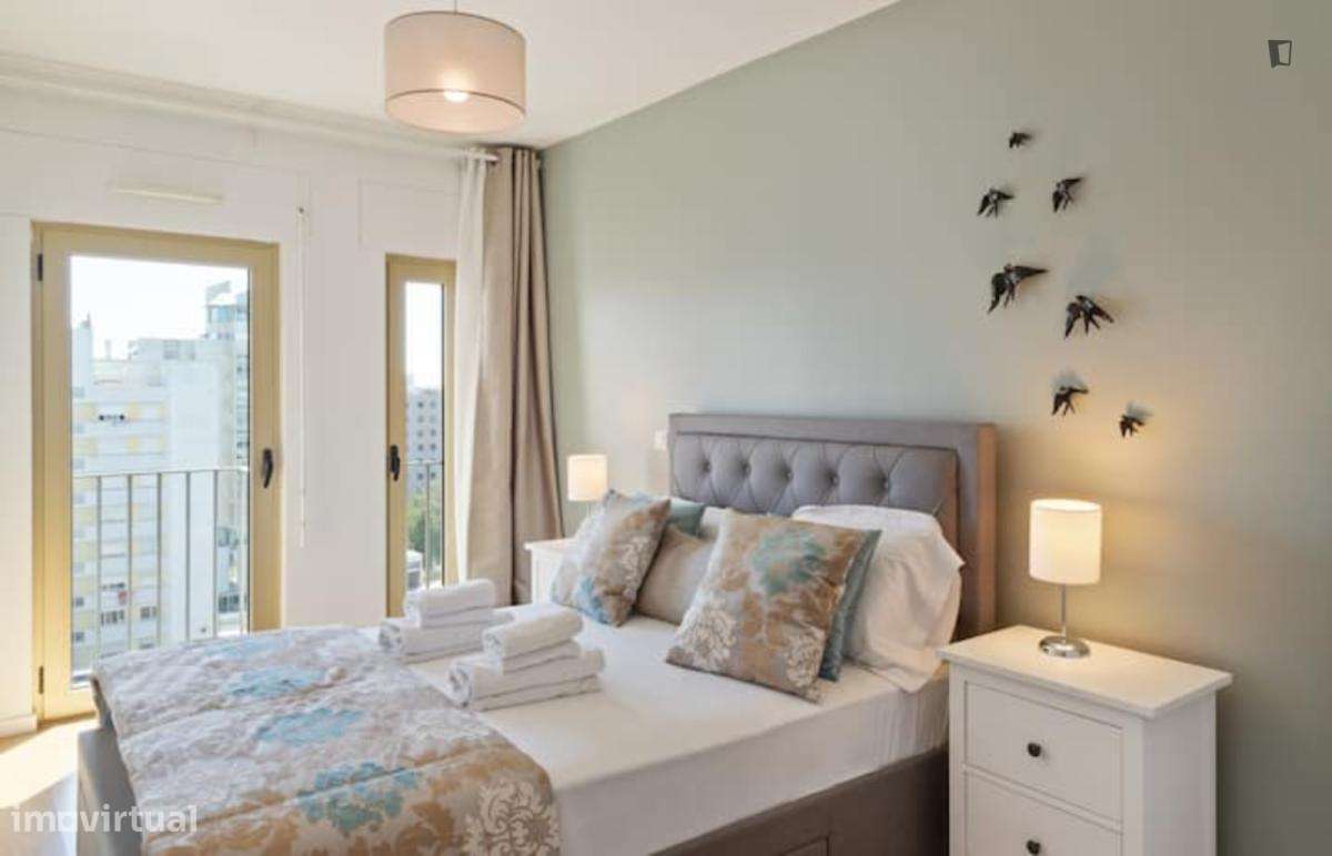 Apartamento com 2 quartos - localizado em Entrecampos Lisbon - Grande imagem: 3/6