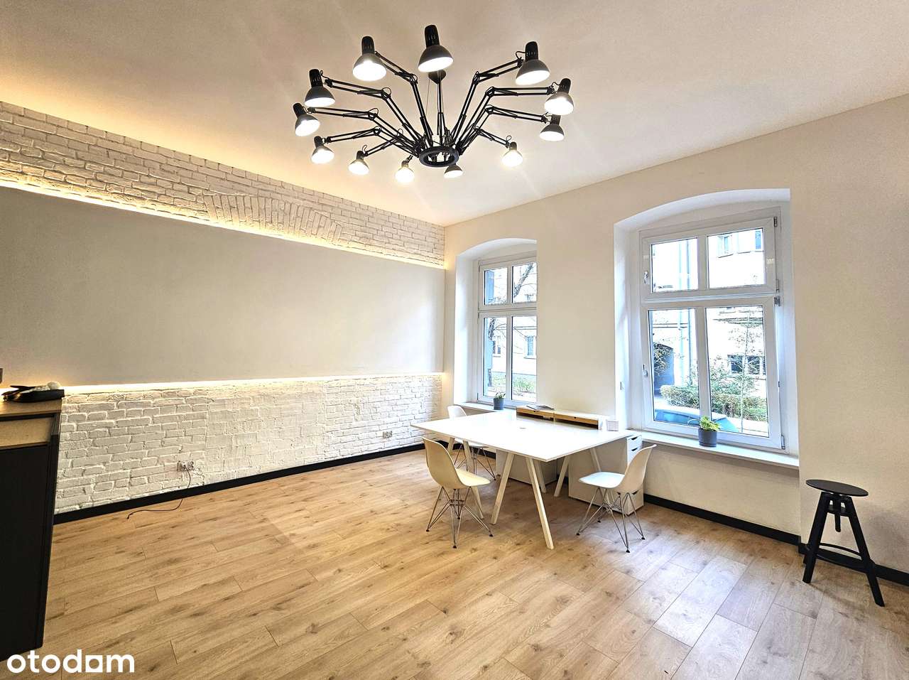 Do wynajęcia lokal usługowo–biurowy – Gliwice, al. Korfantego - Pełny obrazek: 2/15