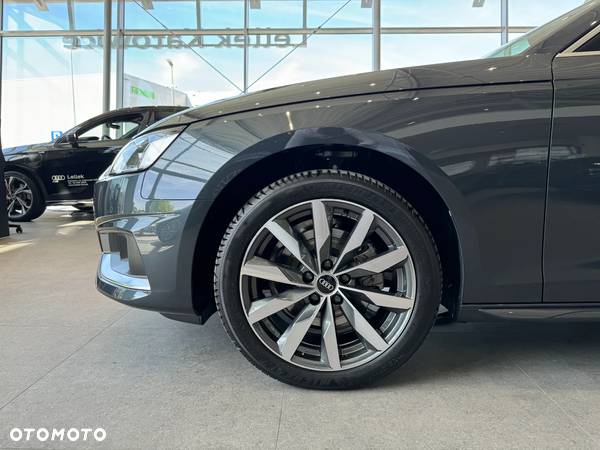 Audi A4 35 TFSI mHEV Advanced S tronic - 13