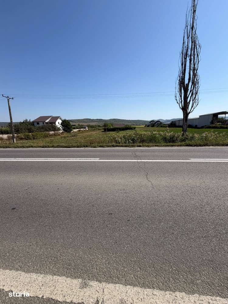 Vand Teren ITRAVILAN intersectie cu TRAIAN - BUHOCI , la STRADA-3
