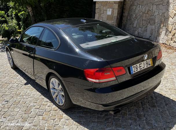 BMW 320 d Auto - 6