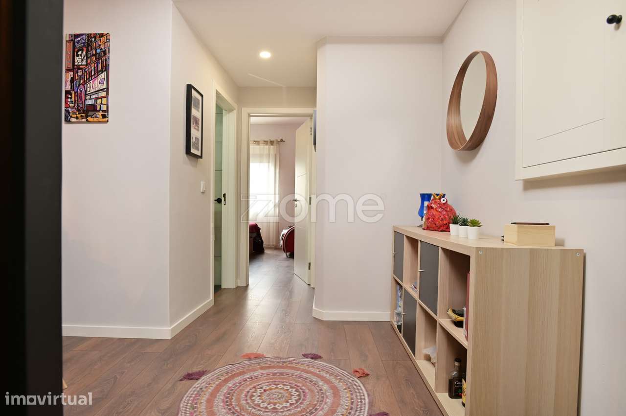 T1 totalmente renovado c/ terraço - 5 minutos do metro - Grande imagem: 2/18