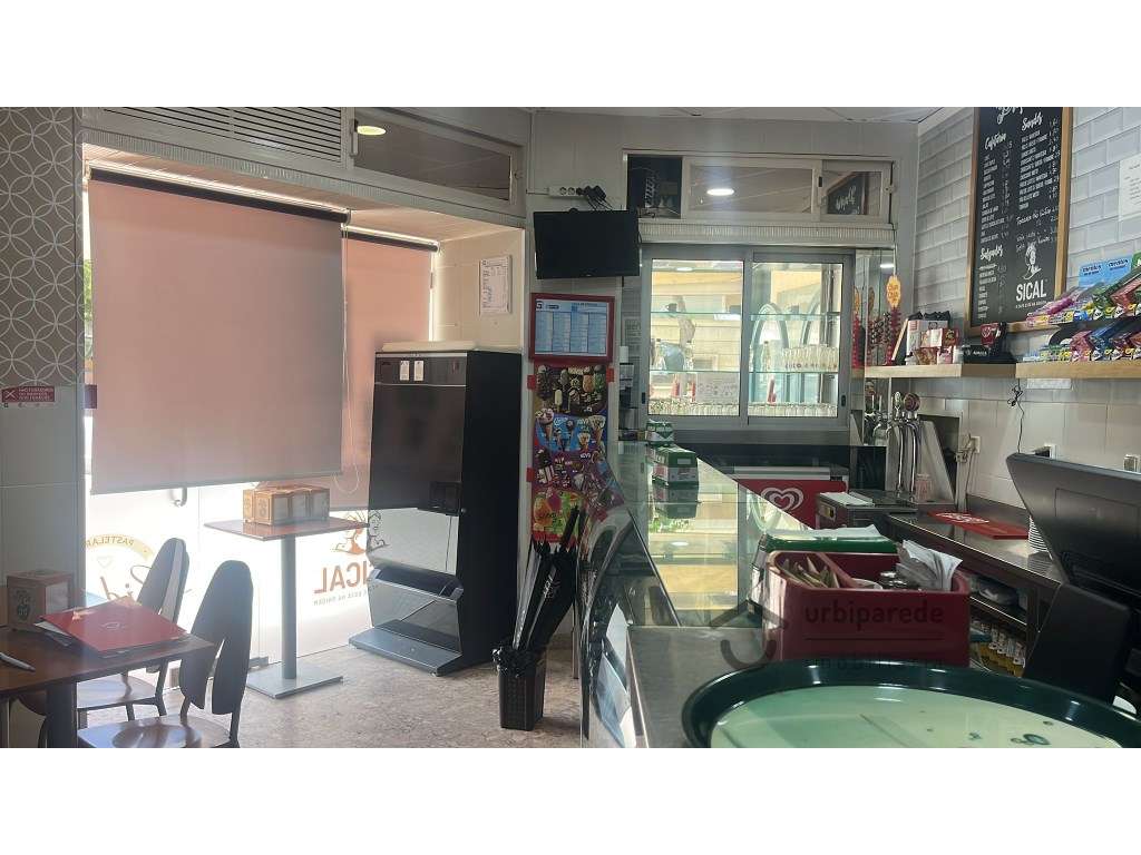 Restaurante com ótima esplanada, no centro Lisboa-14