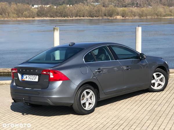 Volvo S60 - 33