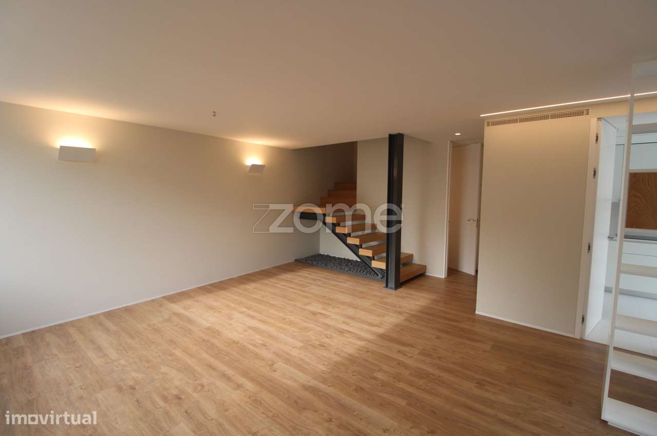 Moradia T3 Duplex - Grande imagem: 2/15