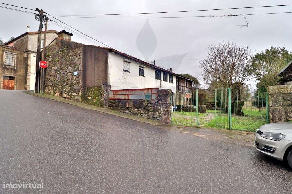 Moradia para Restauro em Braga - Grande imagem: 2/21