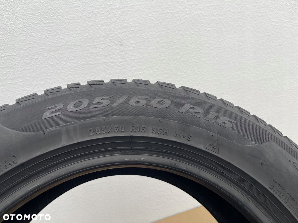 OPONA 205/60/16 96H PIRELLI SOTTOZERO 3 - 6