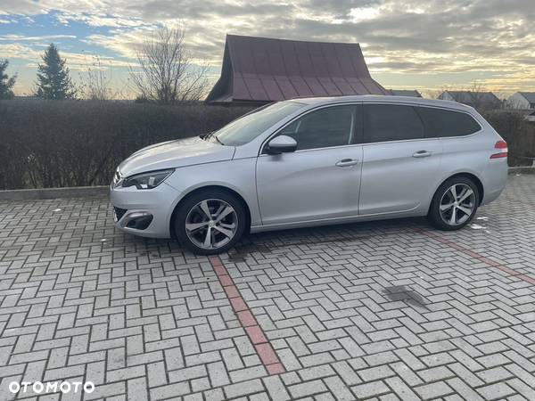 Peugeot 308 SW PureTech 130 Stop & Start Allure - 18