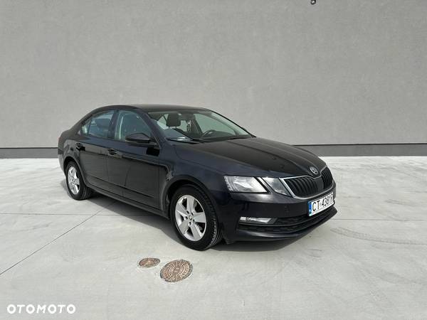 Skoda Octavia 2.0 TDI Ambition DSG - 2