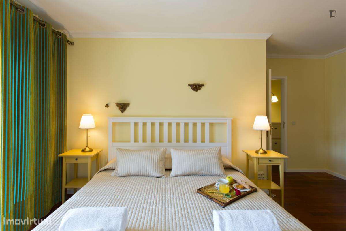 Apartamento com 3 quartos - localizado em Lordelo do Ouro Porto - Grande imagem: 5/45