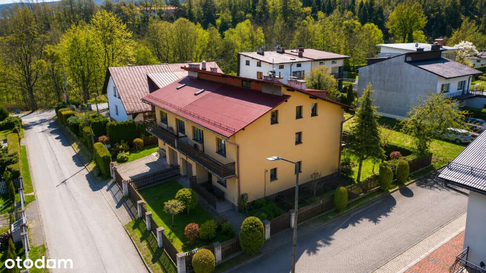 Dom bliźniak z garażem Ustroń 10 pokoi-1