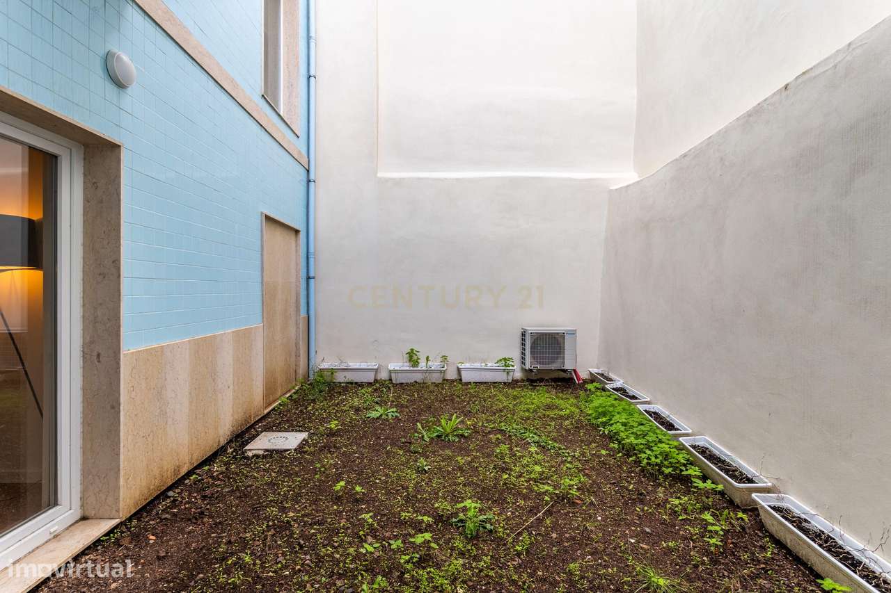 T0+1 com logradouro em prédio com charme, no Alto de Santo Amaro - Grande imagem: 3/30