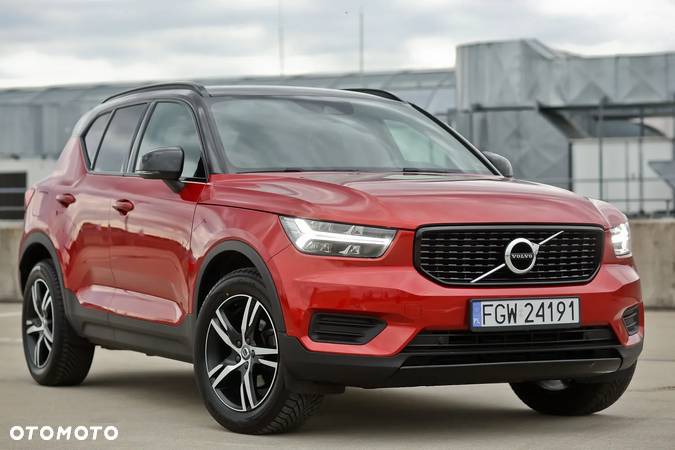 Volvo XC 40 T3 R-Design - 2