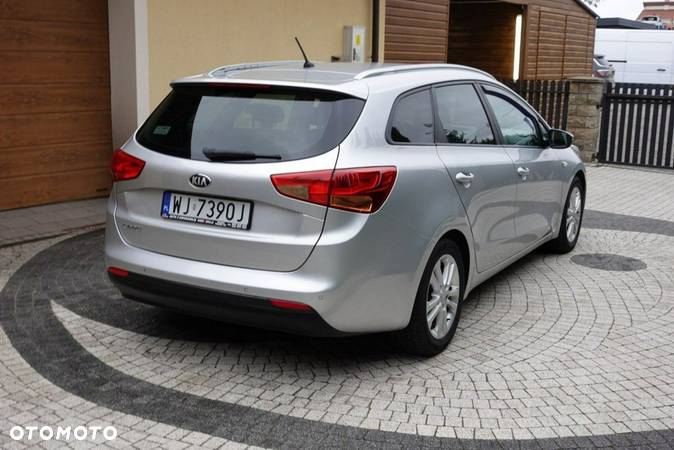 Kia Ceed - 6