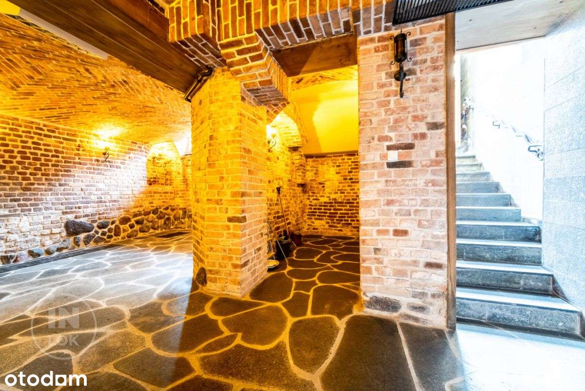 Wyremontowana Kamienica w sercu starówki-14