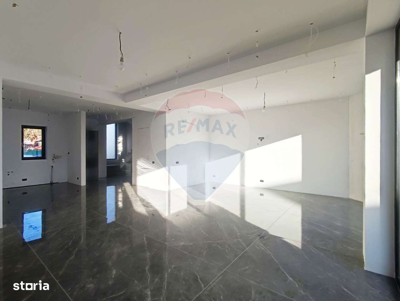 De Inchiriat Vila Ultrafinisata Aparatorii Patriei | Office/Comercial - Imagine principală: 4/20