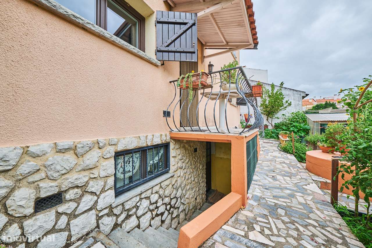 Moradia Geminada 4 Quartos - Pinhal Novo-36