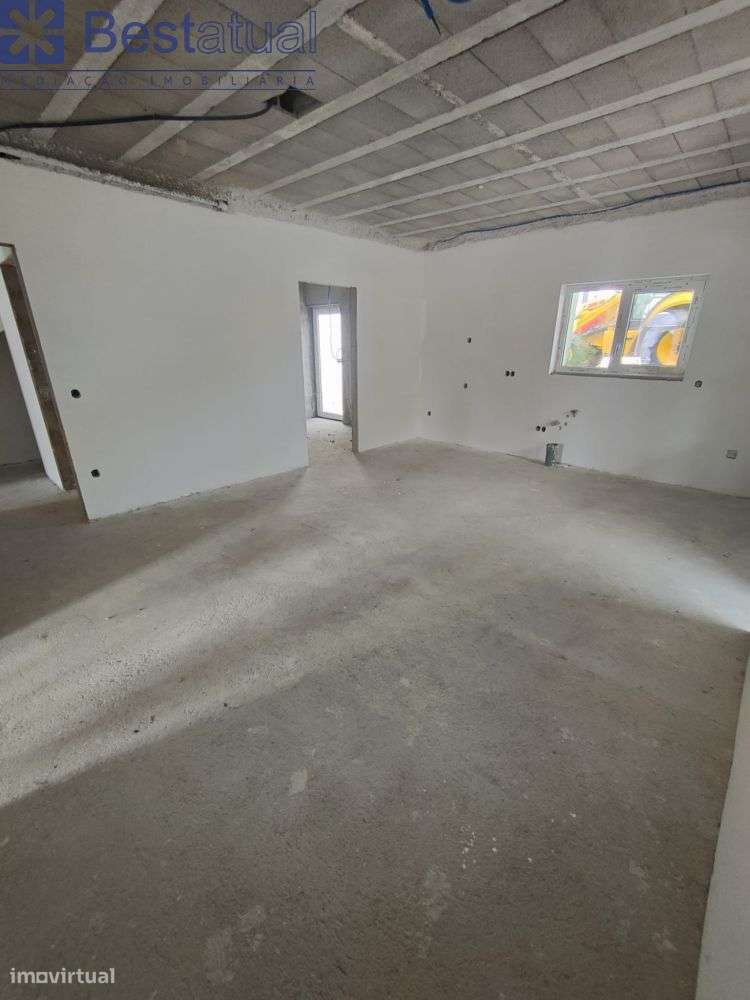 Moradias Bifamiliar - Acab. de Qualidade - Avidos-21