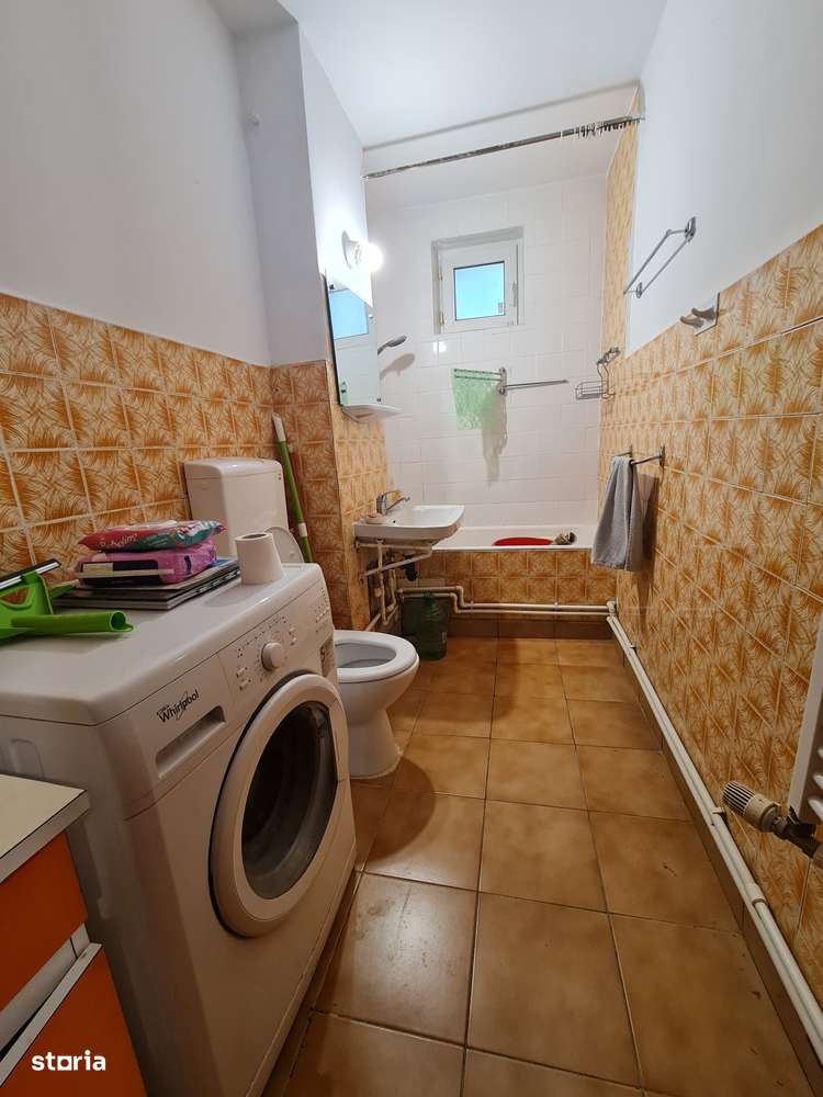 Apart.  4 camere Hipodrom etaj 1 - Imagine principală: 4/10