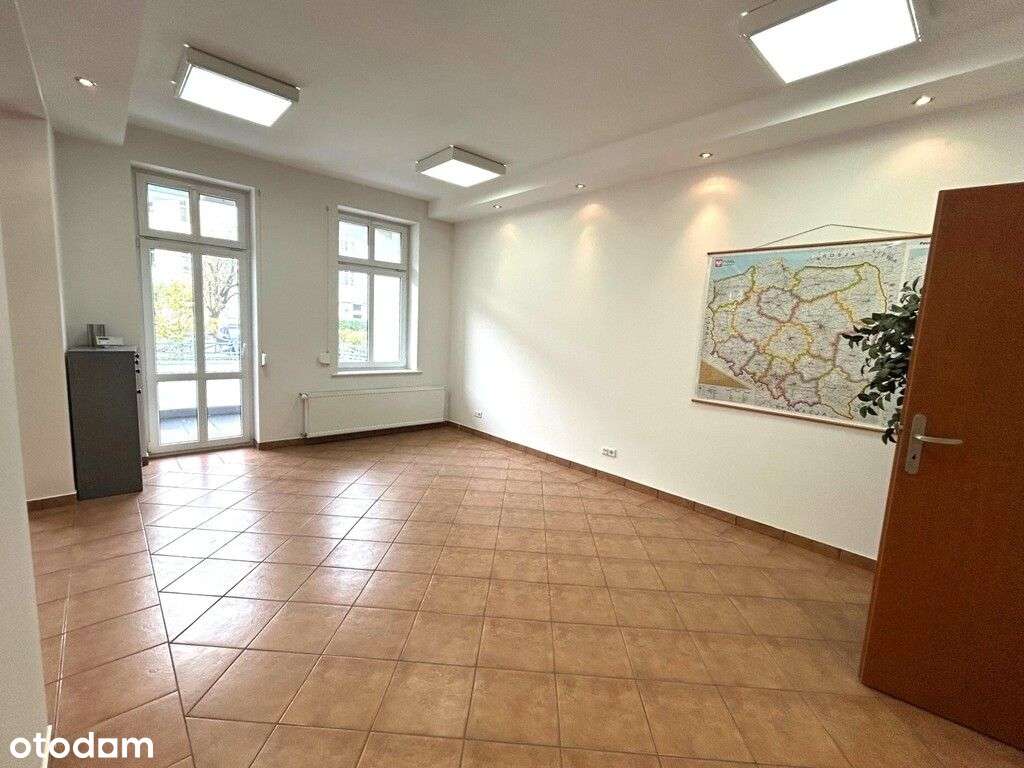 Wyremontowany lokal z wejściem z ulicy-10