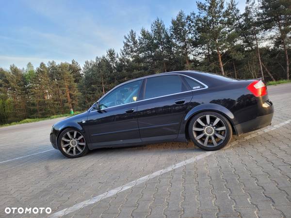 Audi A4 Avant 3.0 Multitronic - 13