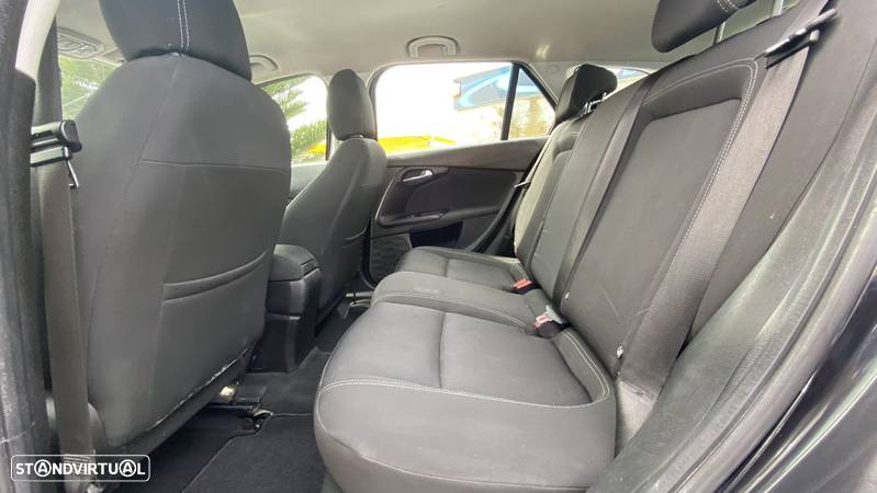 Fiat Tipo Station Wagon 1.6 M-Jet Lounge - 22