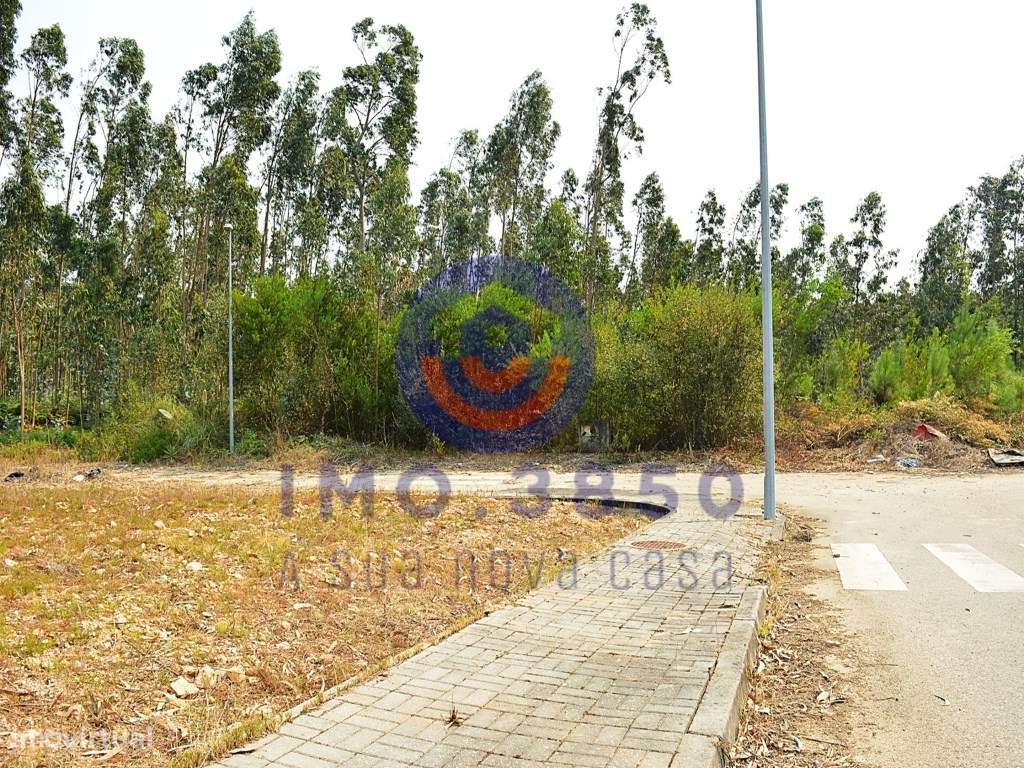 Lote p/ construção de moradia isolada-2