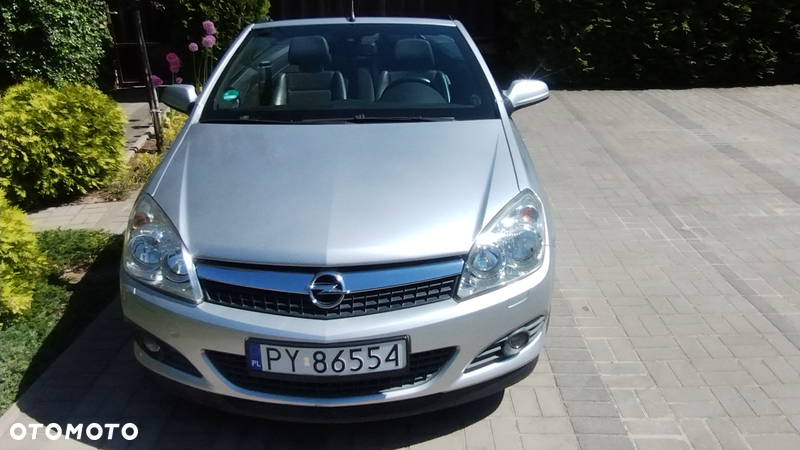 Opel Astra TwinTop 1.8 Cosmo - 8