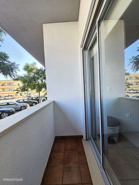 Apartamento T2 - Aluguer anual - Grande imagem: 4/11