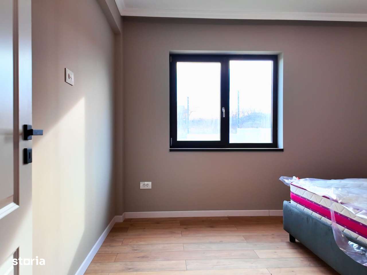LOCUINTE INDIVIDUALE( parter + mansarda) LUNCA CETATUII (zona Chihan)-12