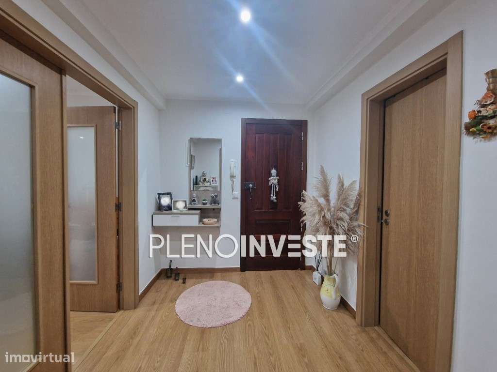 T2 com boas áreas em Paio Pires-11