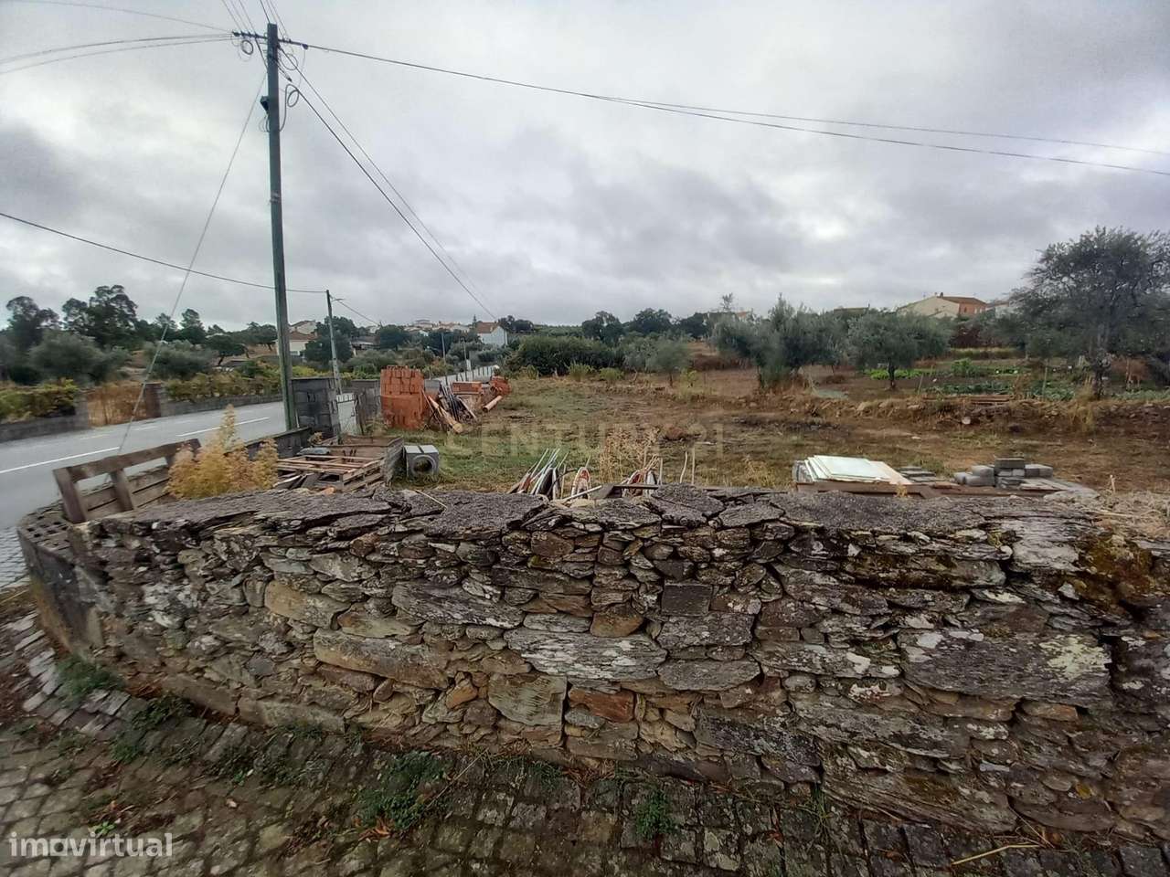 Terreno com Vista Panorâmica em Localização Privilegiada, Benquerenças - Grande imagem: 2/7