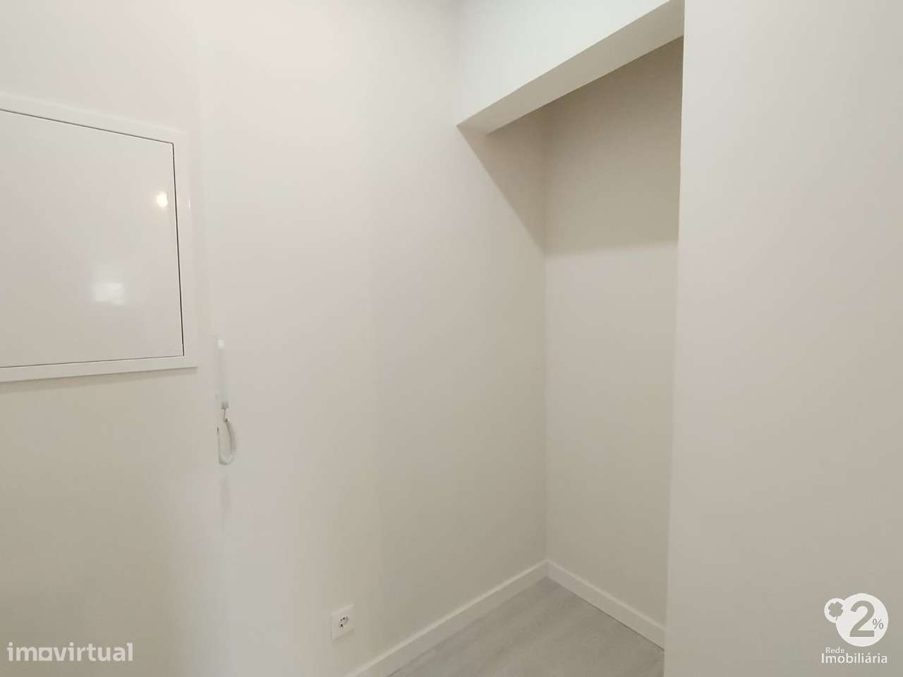 Apartamento T2 totalmente remodelado na Penha de França – pronto a...-28